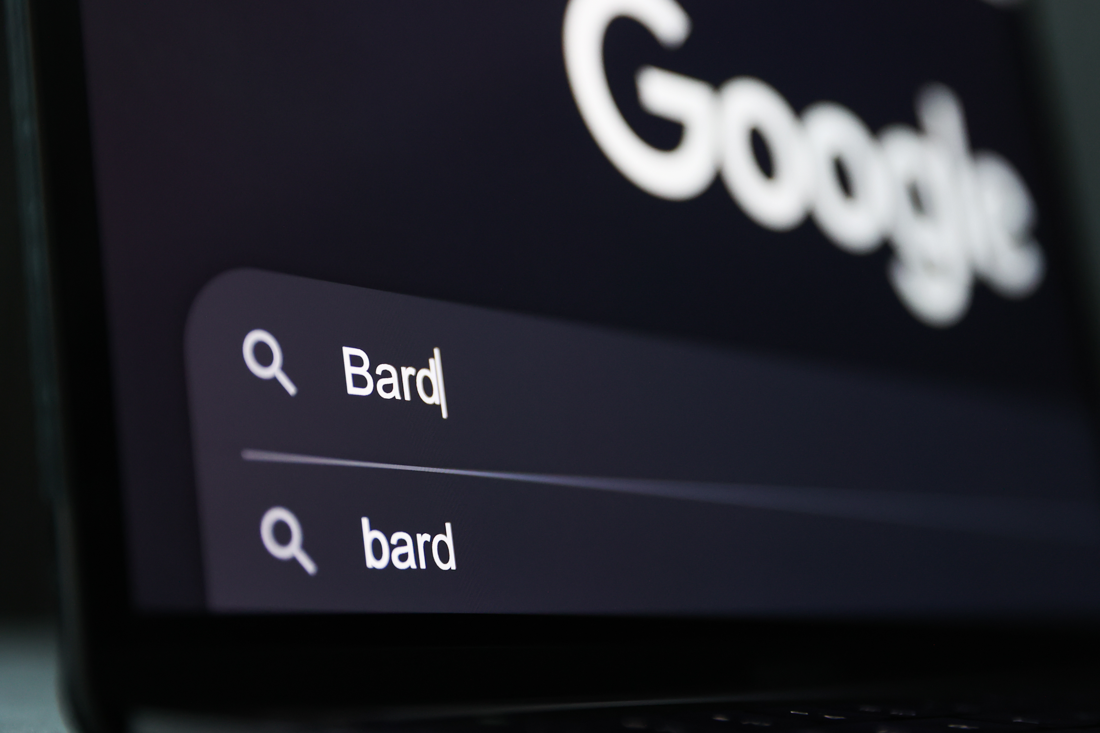 Google heeft zijn bug bounty-programma voor kwetsbaarheden in generatieve AI-systemen uitgebreid Google heeft zijn bug bounty-programma voor kwetsbaarheden in generatieve AI-systemen uitgebreid