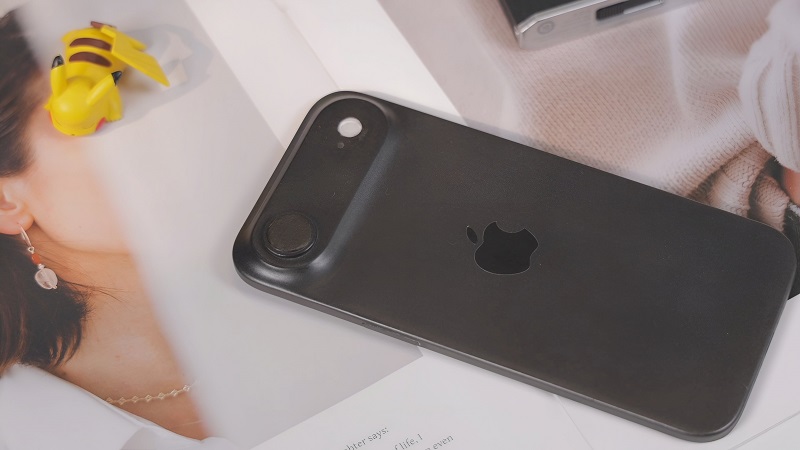 Mock-up van de iPhone 17 Air Mock-up van de iPhone 17 Air