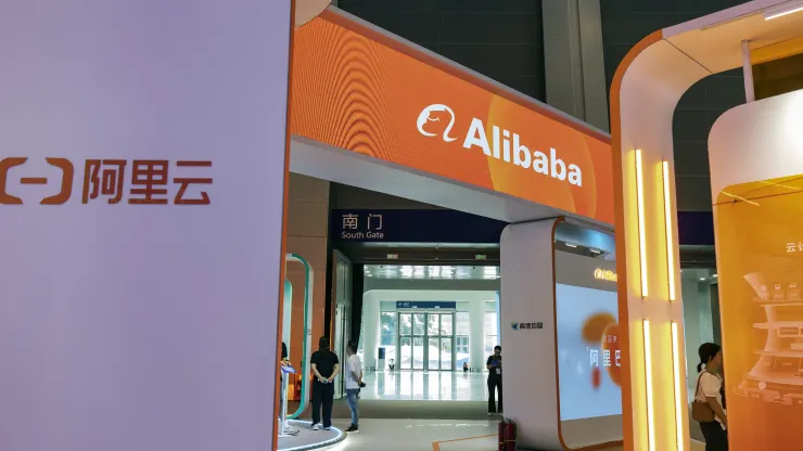 Alibaba CEO: zonder kunstmatige intelligentie zal het bedrijf van de markt "verdrongen" worden Alibaba CEO: zonder kunstmatige intelligentie zal het bedrijf van de markt "verdrongen" worden