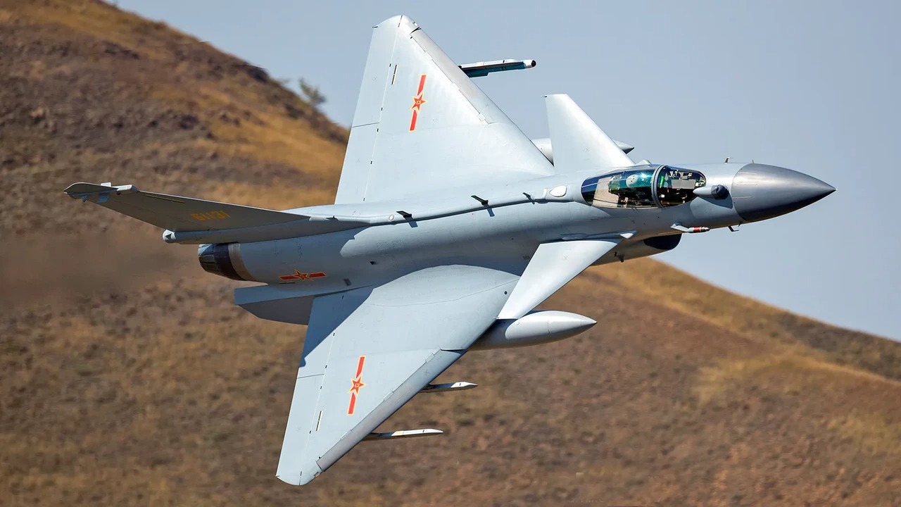 J-10C jachtvliegtuig Een J-10C jachtvliegtuig. Illustratie: Luchtmacht van de Volksrepubliek China