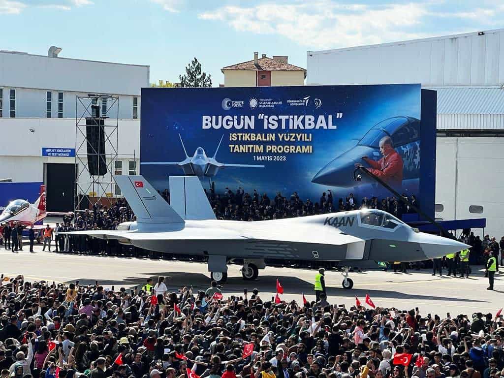 Turks KAAN-vliegtuig van de vijfde generatie Turks KAAN-vliegtuig van de vijfde generatie