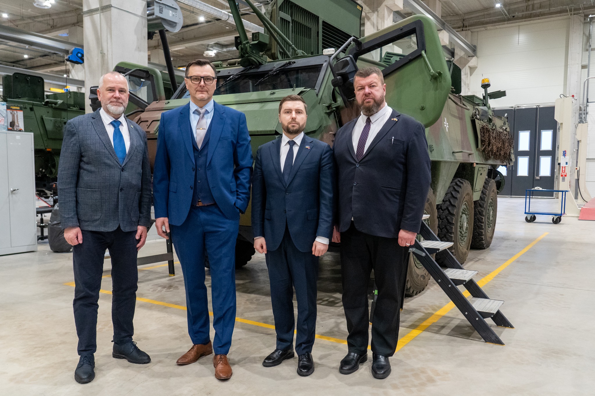 Ambassadeur van Oekraïne bij de productie van pantserwagens in Letland.