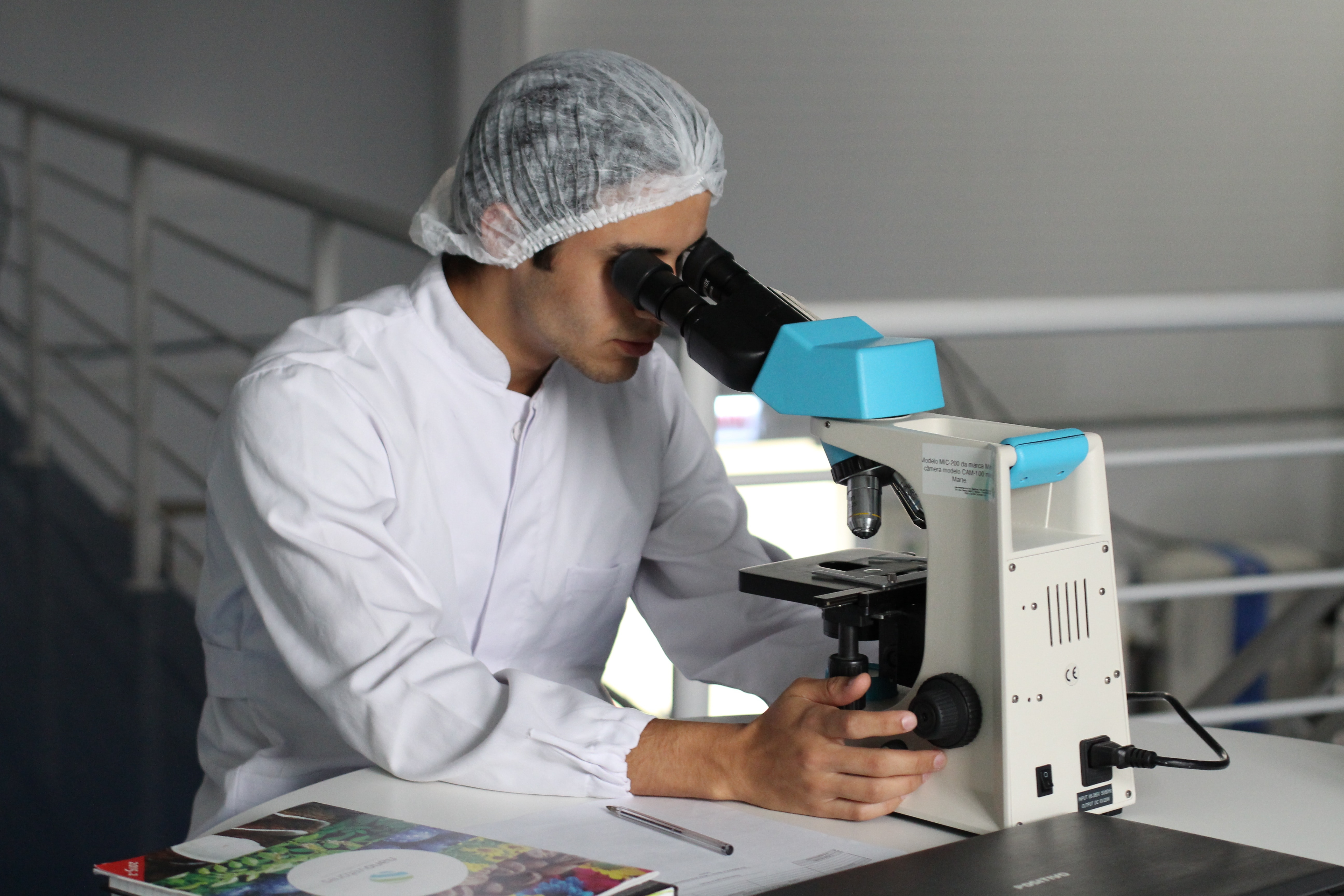 Google en het Pentagon hebben een op kunstmatige intelligentie gebaseerde microscoop ontwikkeld voor kankerdiagnose Google en het Pentagon hebben een op kunstmatige intelligentie gebaseerde microscoop ontwikkeld voor kankerdiagnose