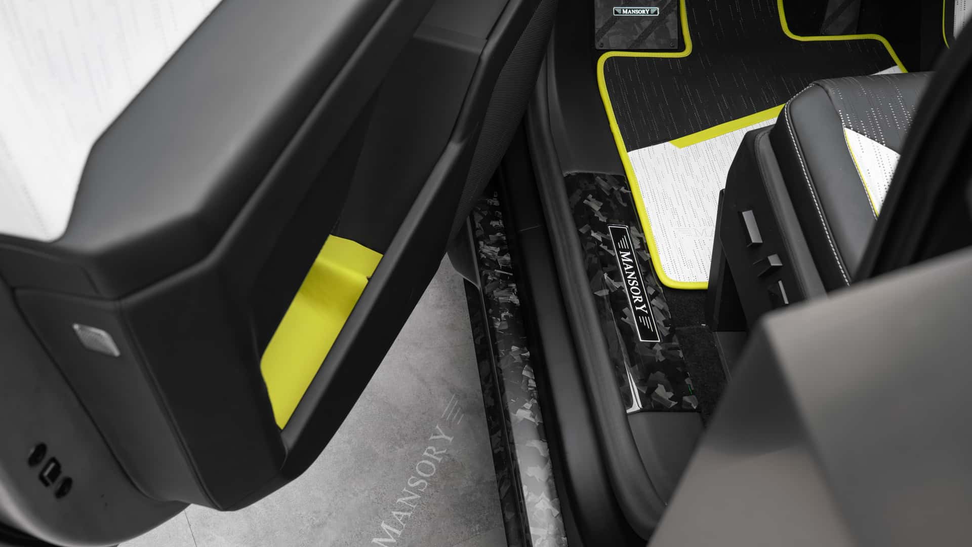 Mansory Verlenging Tesla Cybertruck Andere hoek Mansory Verlenging Tesla Cybertruck Andere hoek