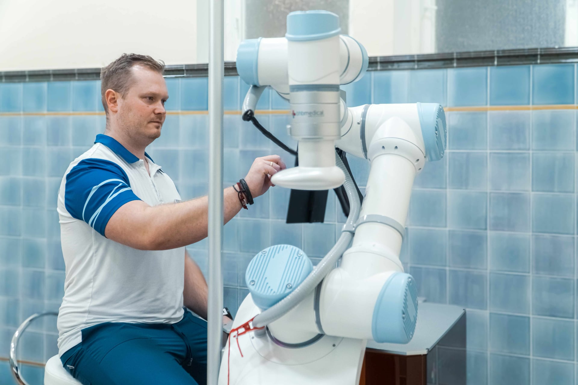 Bediener van de robotmasseuse Anna Anna's robotische masseuse. Illustratie: Hotel Centralni Lazne