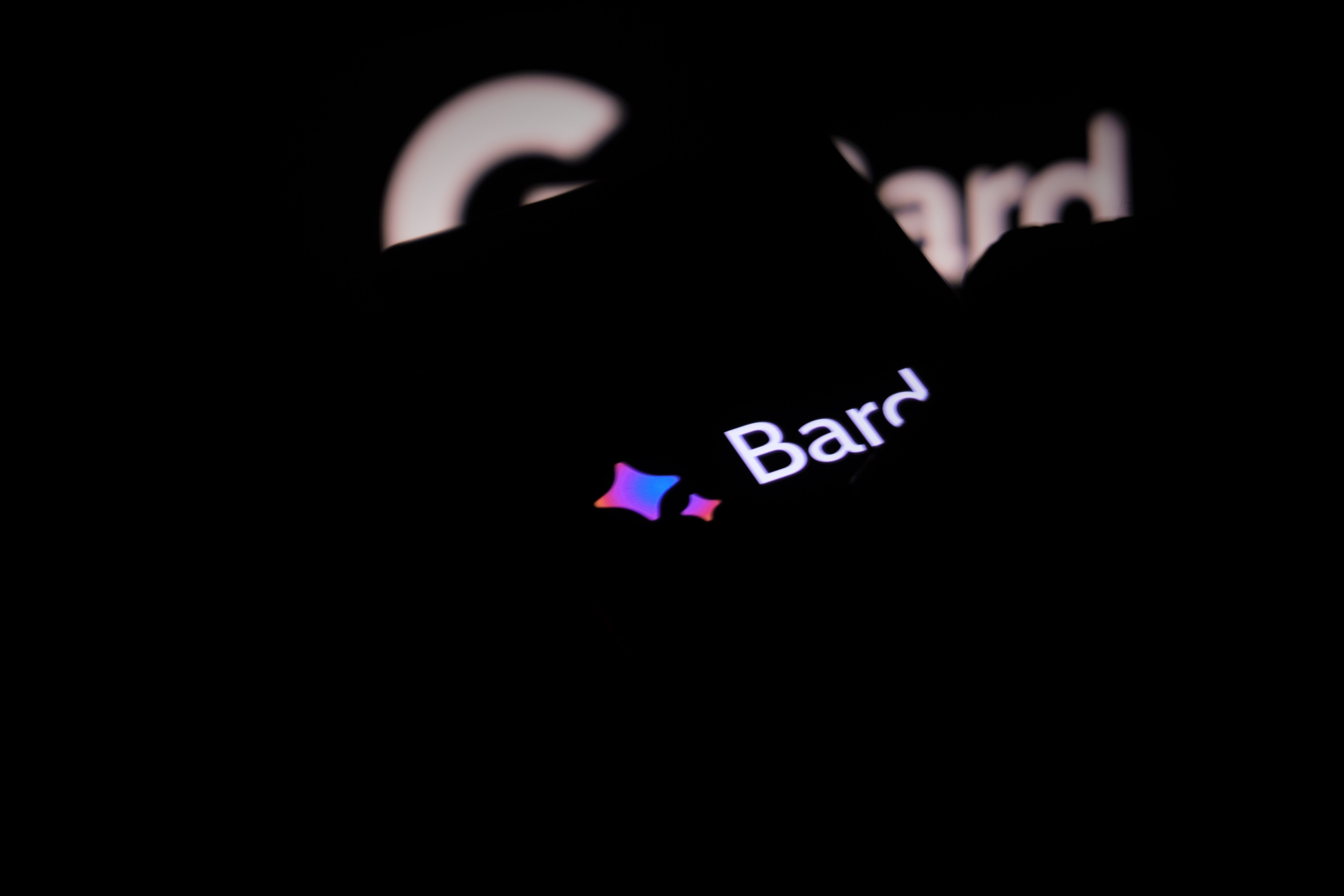 Google ontwikkelt een betaalde versie van Bard met verbeterde functies Google ontwikkelt een betaalde versie van Bard met verbeterde functies