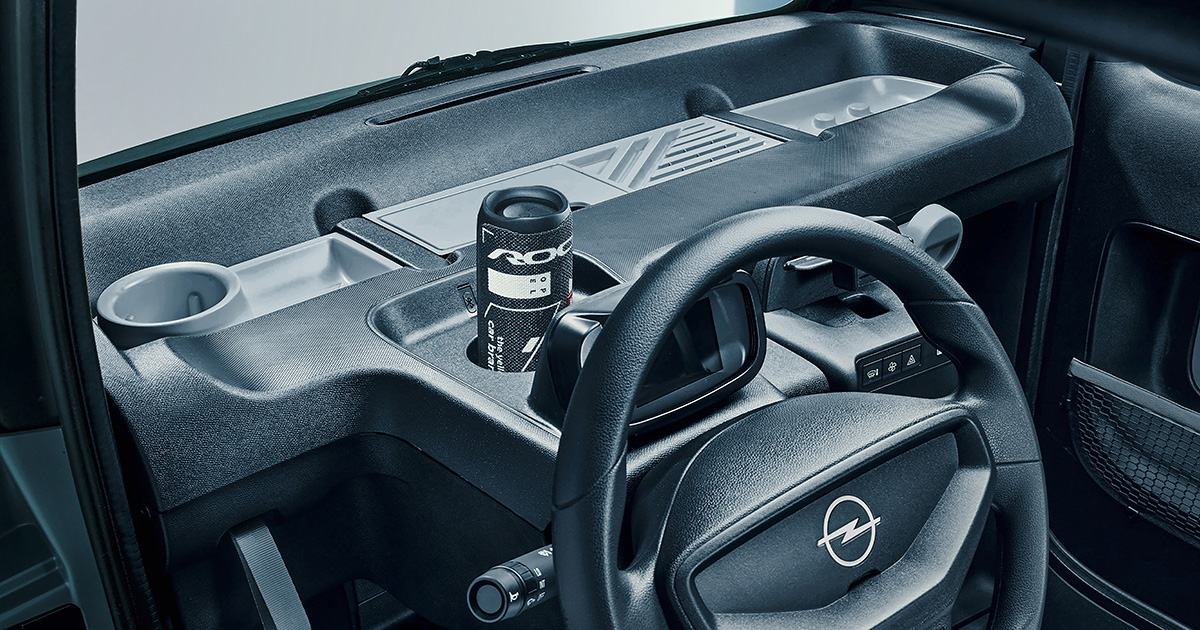 Vernieuwde Opel Rocks - interieur Vernieuwde Opel Rocks - interieur