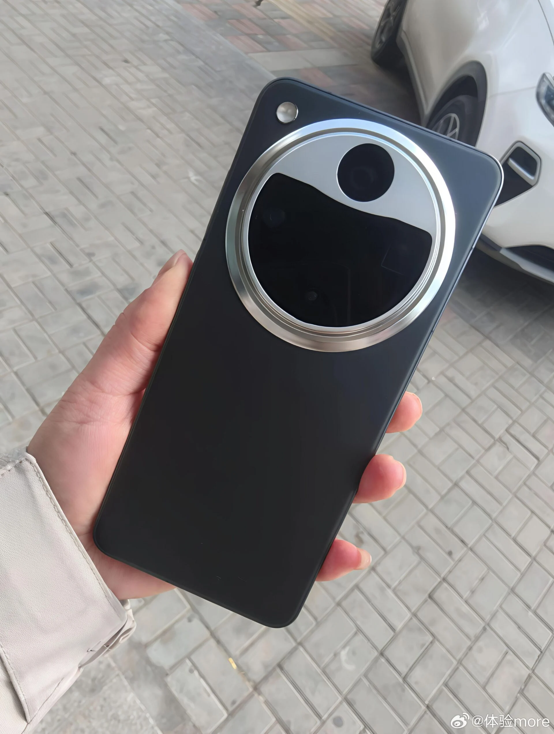 Ontwerp van de Oppo Find X8 Ultra Ontwerp van de Oppo Find X8 Ultra