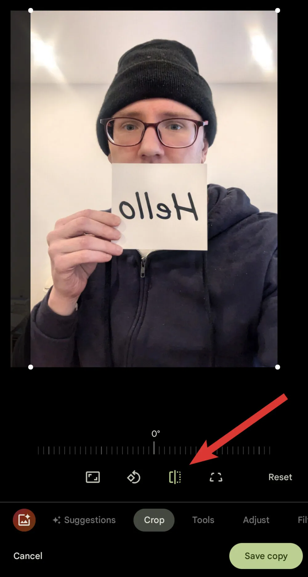 Gespiegelde foto's oplossen in de Google Foto's-app Gespiegelde foto's oplossen in de Google Foto's-app op Android