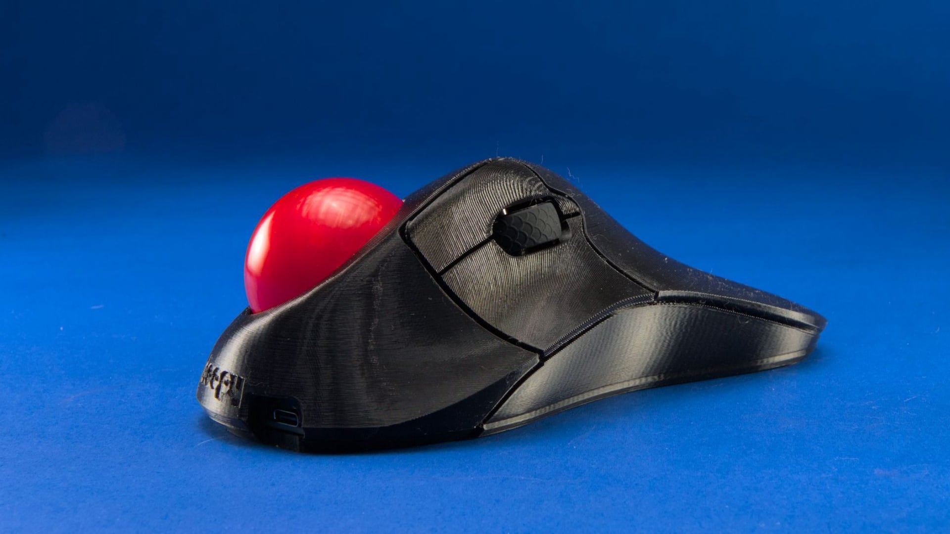Ploopy Classic 2: een 3D-geprinte, optische trackball die kan worden gekocht voor $145-2 Ploopy Classic 2: een 3D-geprinte, optische trackball die kan worden gekocht voor $145-2