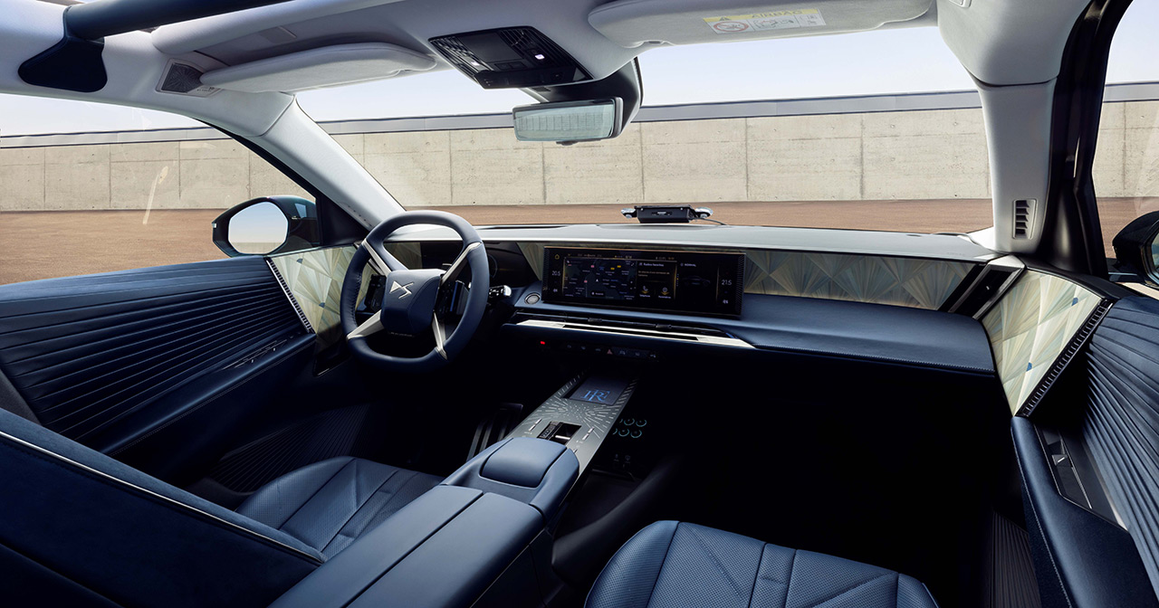 Interieur van de DS N°8 Présidentiel presidentiële auto Interieur van de DS N°8 Présidentiel presidentiële auto