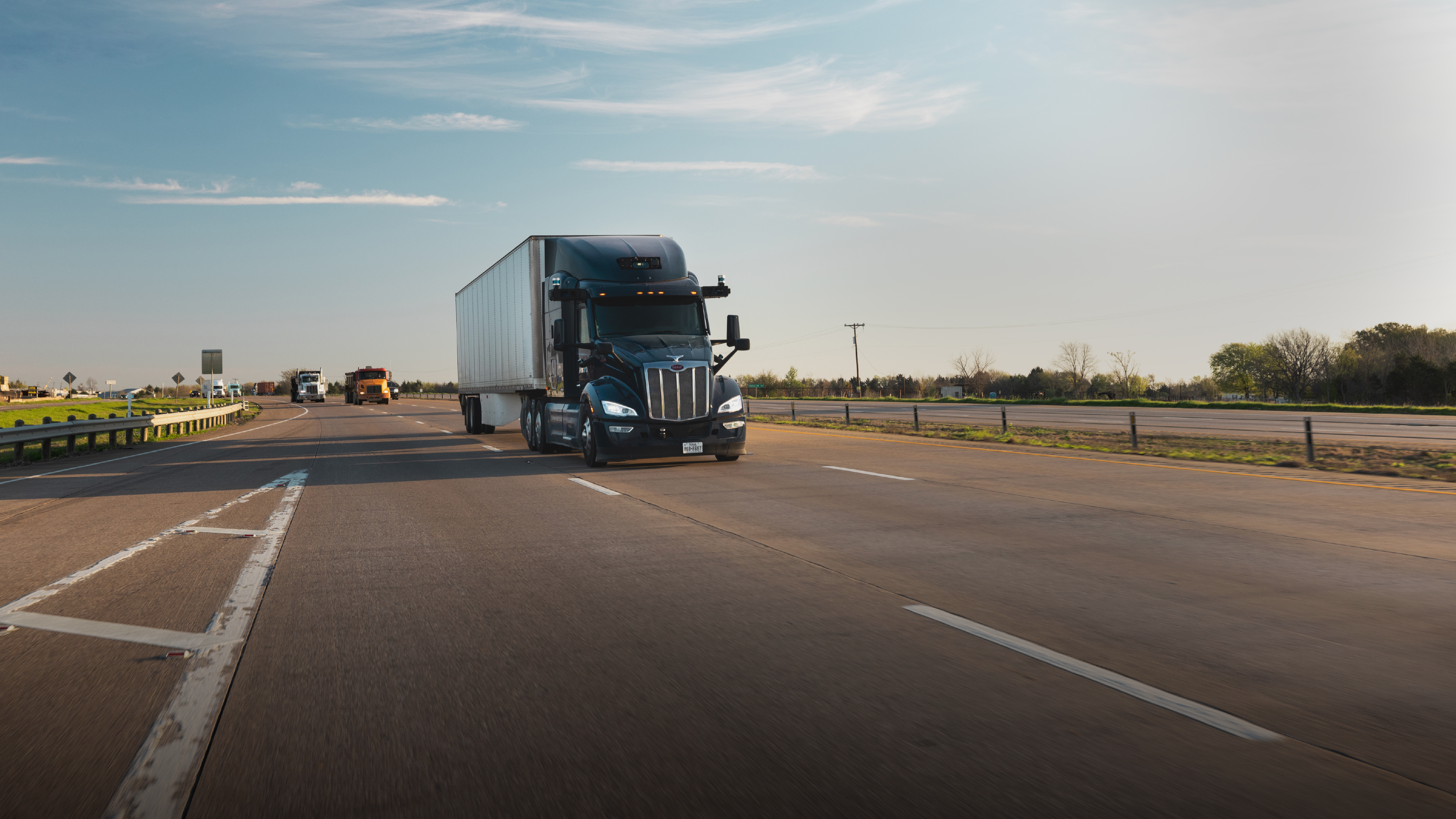 Robotruckmaker Aurora heeft 3 procent van zijn personeel ontslagen Robotruckmaker Aurora heeft 3 procent van zijn personeel ontslagen