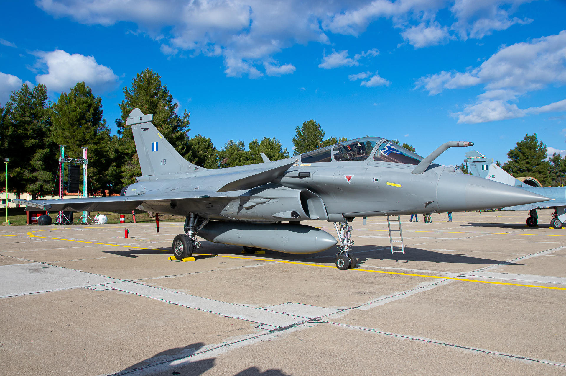 Rafale EG-gevechtsvliegtuig van het 331ste squadron van de Griekse luchtmacht Rafale EG-gevechtsvliegtuig van het 331ste squadron van de Griekse luchtmacht