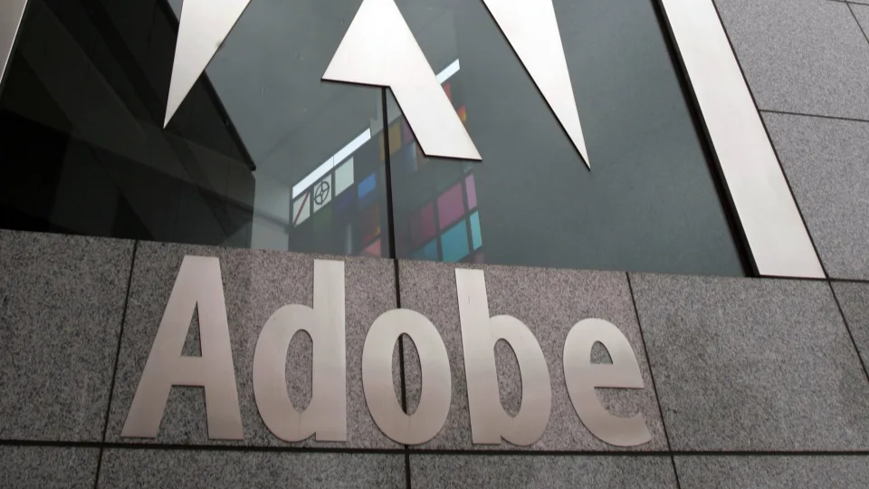 Adobe Premiere Pro heeft geleerd om modewoorden en achtergrondgeluiden automatisch te verwijderen Adobe Premiere Pro heeft geleerd om modewoorden en achtergrondgeluiden automatisch te verwijderen