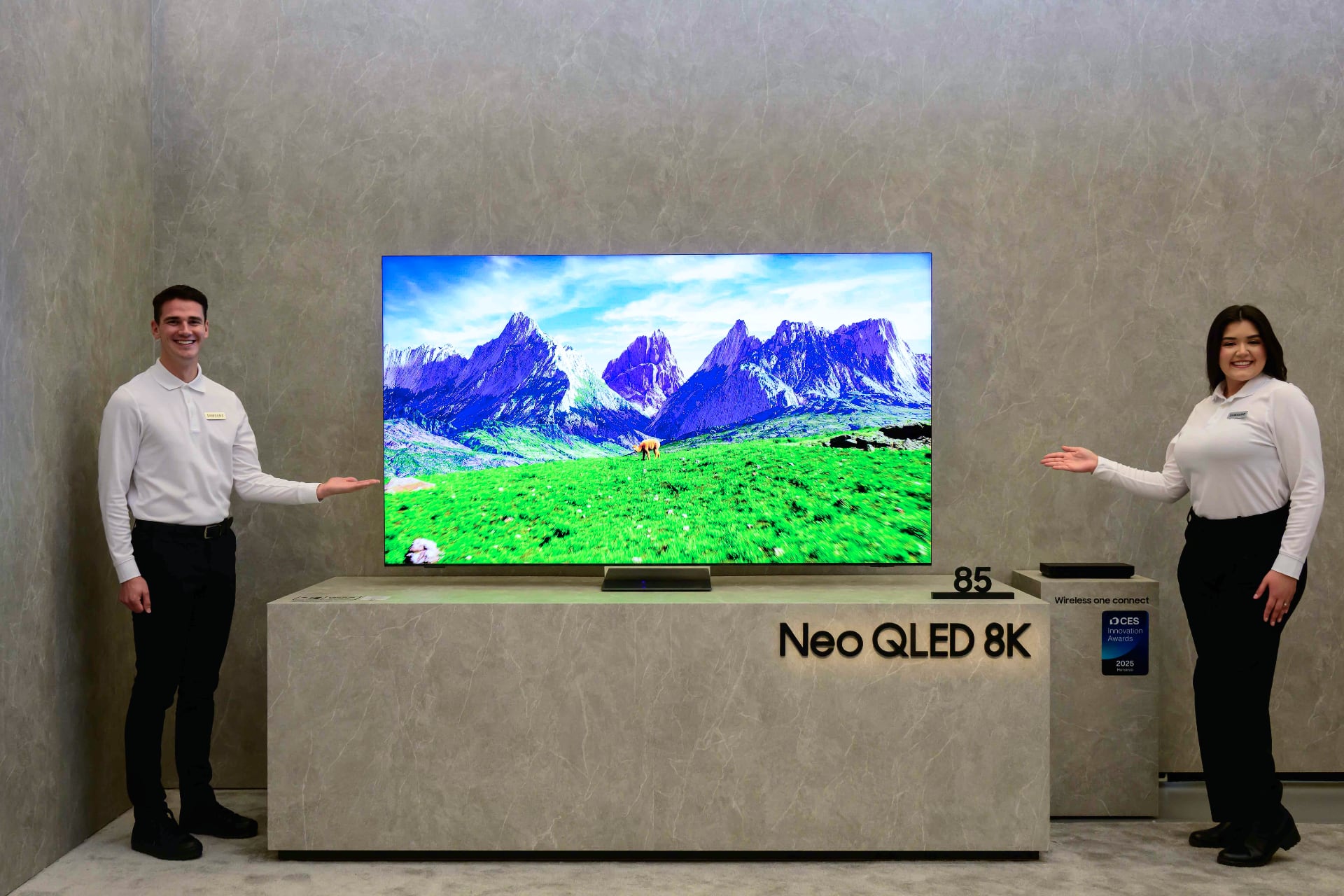 Samsung Neo QLED 8K 2025 Samsung Neo QLED 8K 2025 TV met een diagonaal van 85 inch.