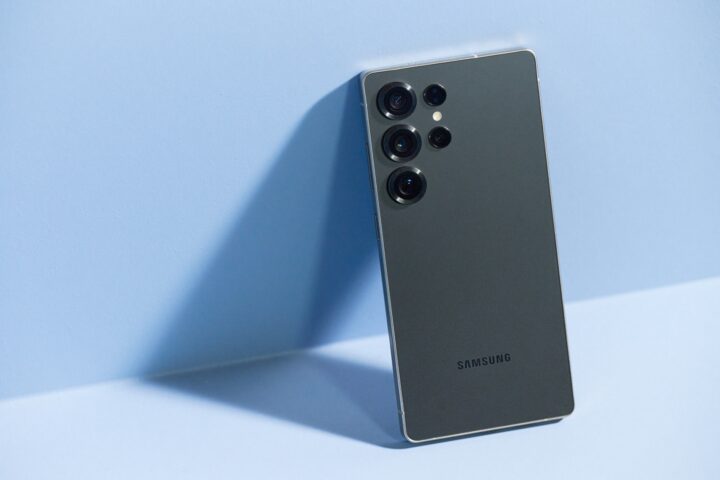 Samsung Galaxy S25 Ultra in Titanium Zwart Samsung Galaxy S25 Ultra in Titanium Zwart