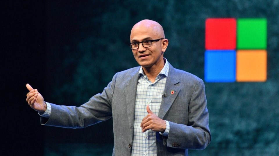 Microsoft-chef verdedigt OpenAI-investering te midden van EU- en Brits onderzoek Microsoft-chef verdedigt OpenAI-investering te midden van EU- en Brits onderzoek