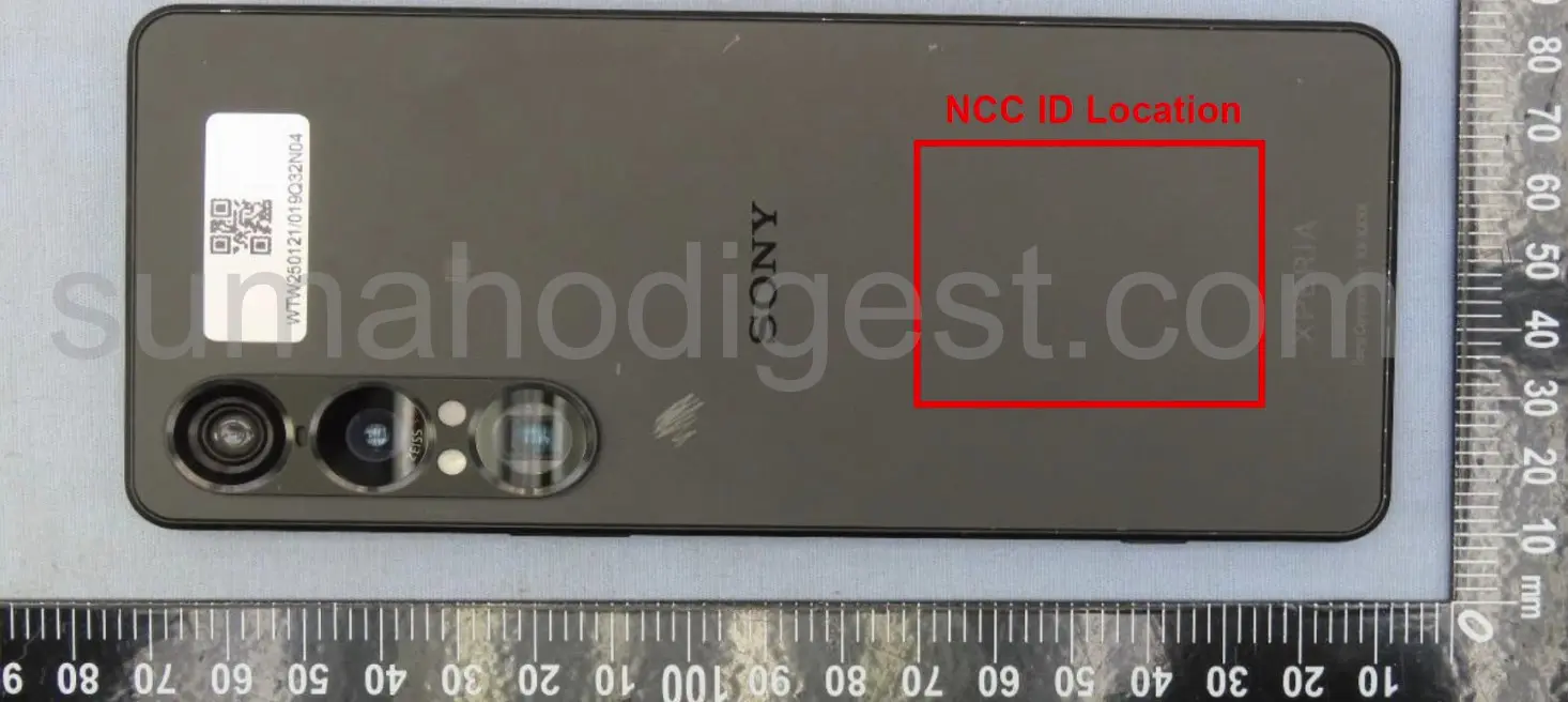Afbeelding van Sony Xperia 1 VII in zwarte kleur Afbeelding van Sony Xperia 1 VII in zwarte kleur