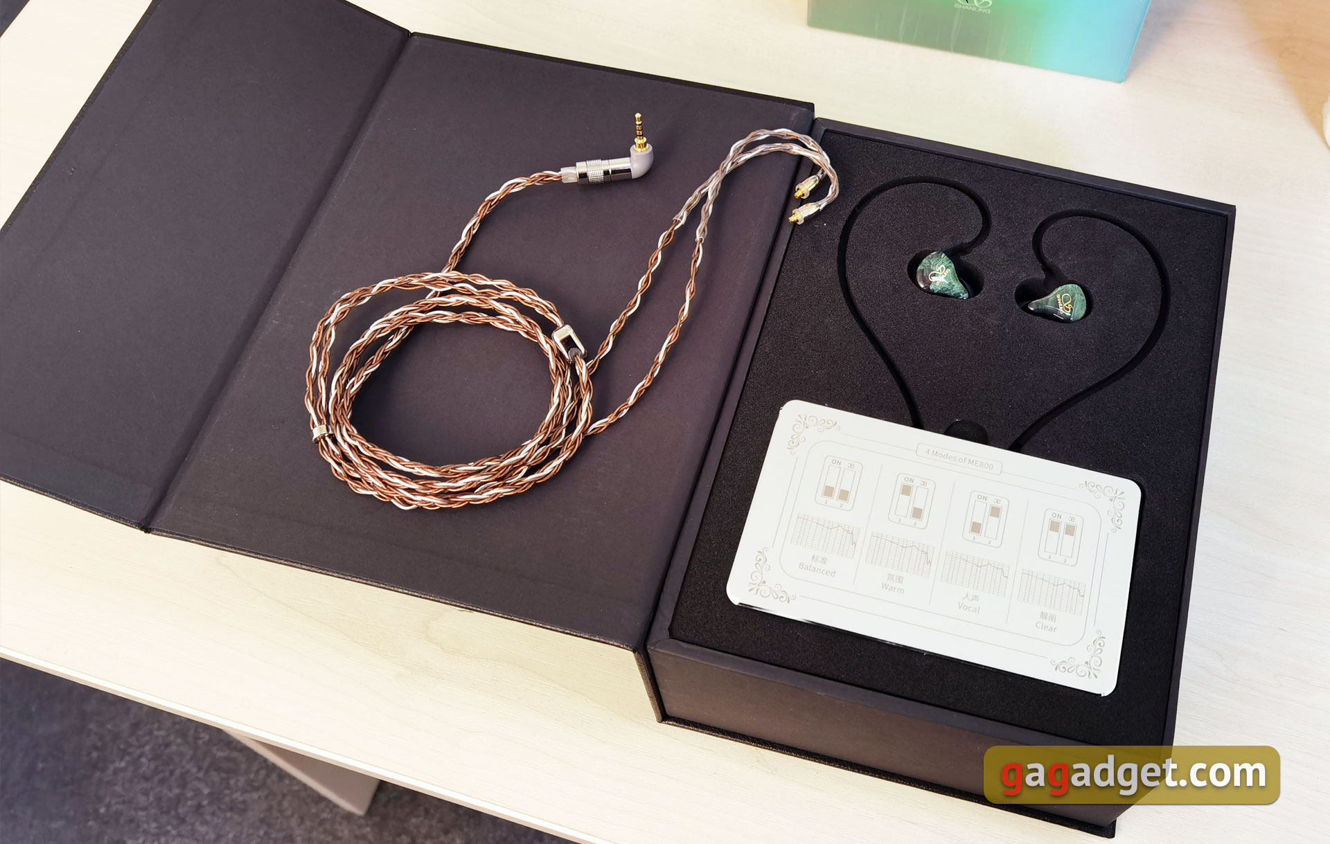 Shanling ME800 review: het vlaggenschip hybride hoofdtelefoon met duur en elegant geluid-3 Shanling ME800 review: het vlaggenschip hybride hoofdtelefoon met duur en elegant geluid-3