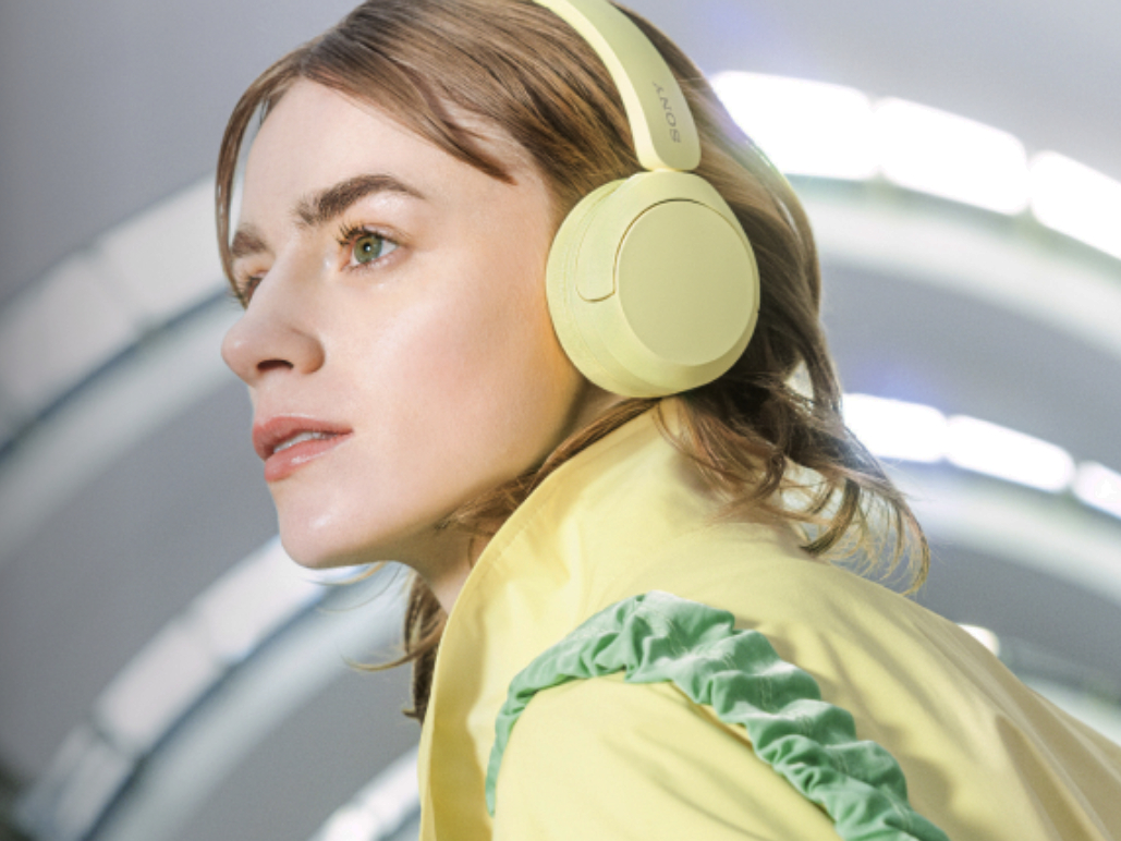 Bijgewerkte over-ear hoofdtelefoon van Sony Bijgewerkte over-ear hoofdtelefoon van Sony