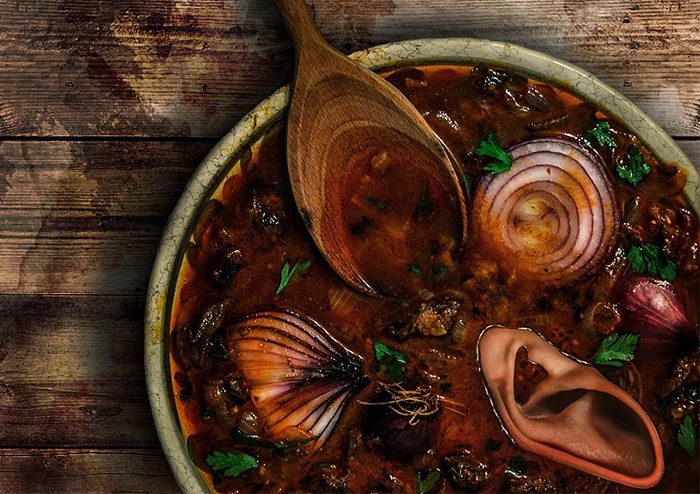 De verkoop van The Witcher Official Cookbook, een luxe editie met authentieke recepten uit de geliefde franchise, is van start gegaan.-2 De verkoop van The Witcher Official Cookbook, een luxe editie met authentieke recepten uit de geliefde franchise, is van start gegaan.-2