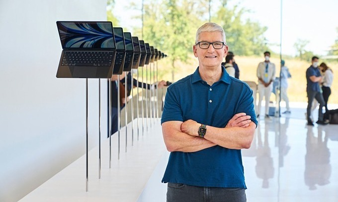 Hoe Tim Cook zijn leven doorbrengt Hoe Tim Cook zijn leven doorbrengt