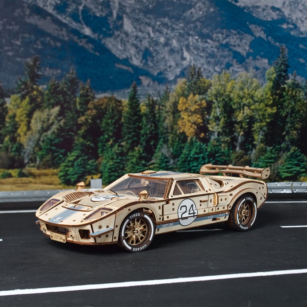 UGT-24 Endurance Racer vanuit een ander perspectief UGT-24 Endurance Racer vanuit een ander perspectief