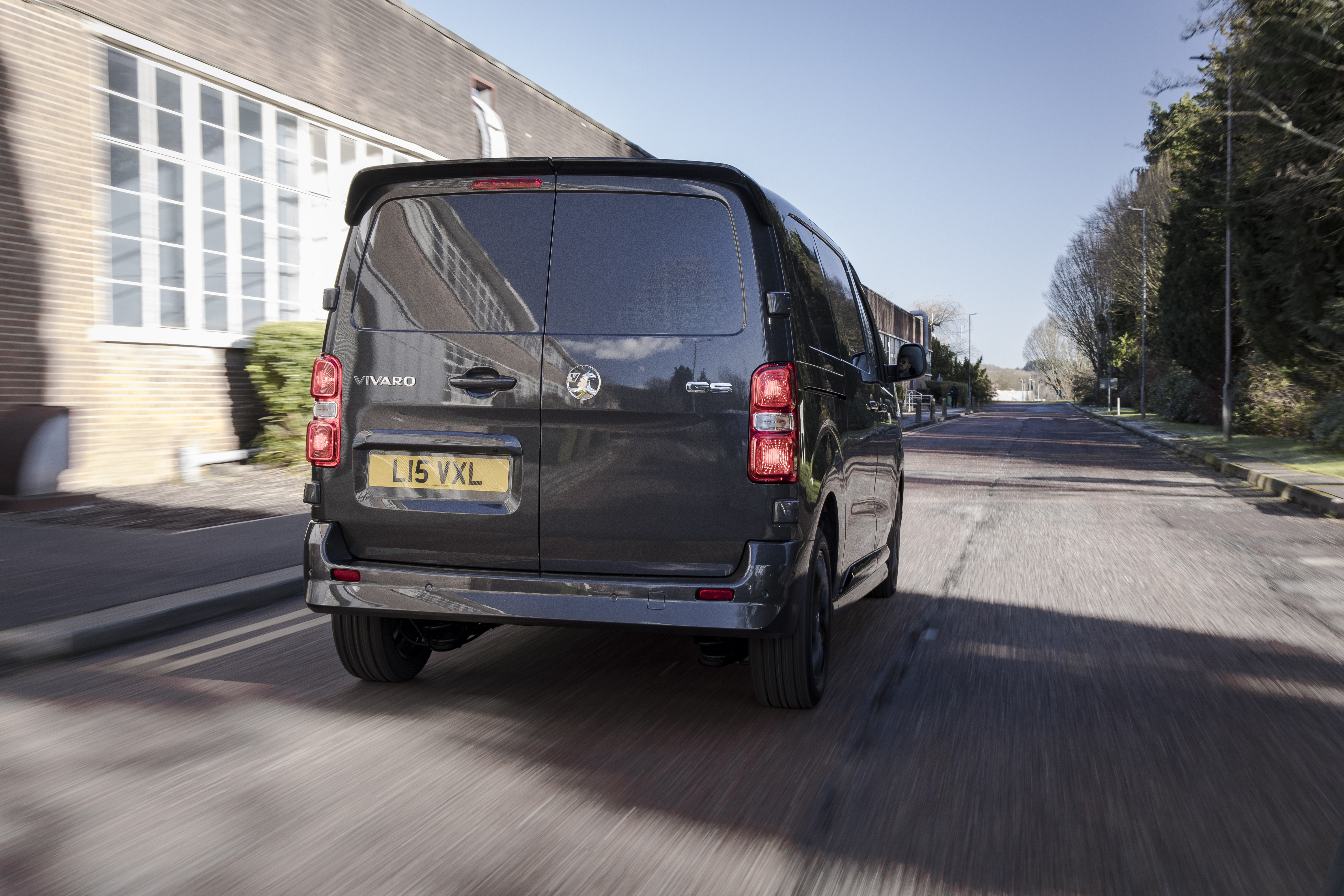 Opel Vivaro GS achterspoiler Opel Vivaro GS achterspoiler