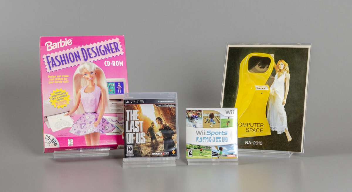 The Last of Us, Wii Sports, Computer Space en Barbie Fashion Designer zijn geëerd met een plaats in de Video Game Hall of Fame in The Strong Museum. The Last of Us, Wii Sports, Computer Space en Barbie Fashion Designer zijn geëerd met een plaats in de Video Game Hall of Fame in The Strong Museum.