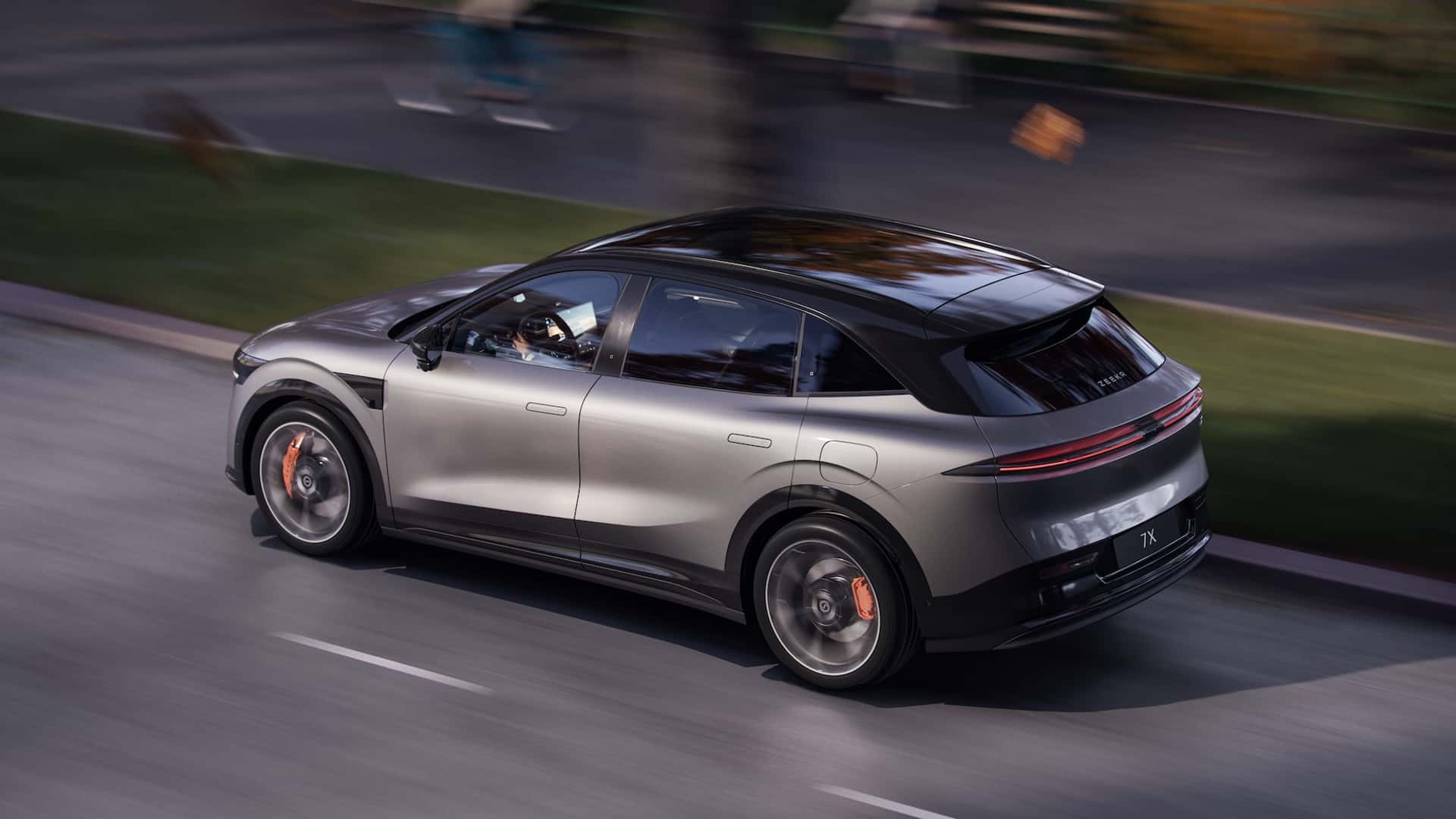 Zeekr 7X crossover met carrosserie in een van de vier beschikbare kleuren Zeekr 7X crossover met carrosserie in een van de vier beschikbare kleuren