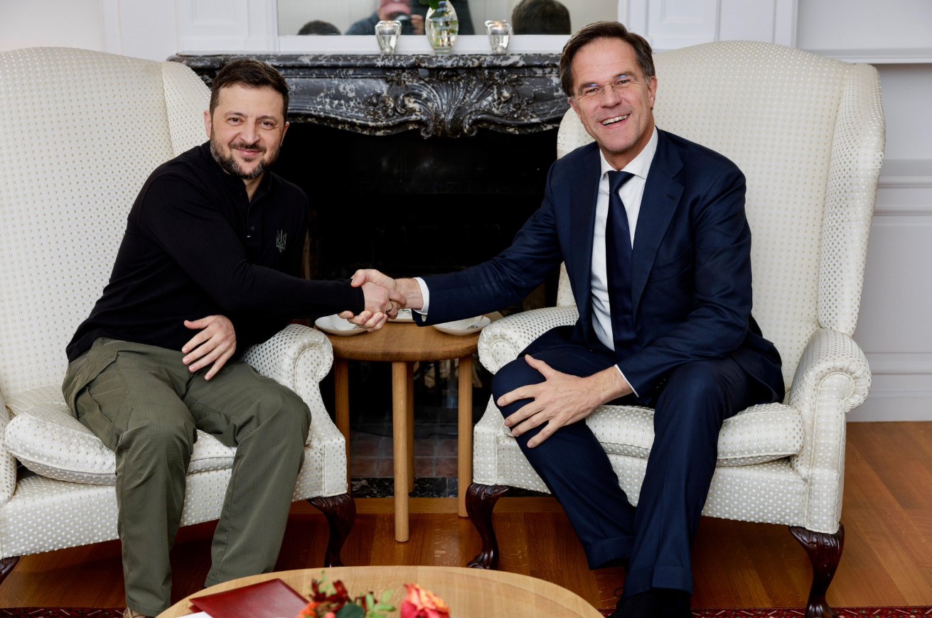 Zelensky en Rutte Volodymyr Zelenskyy en Mark Rutte